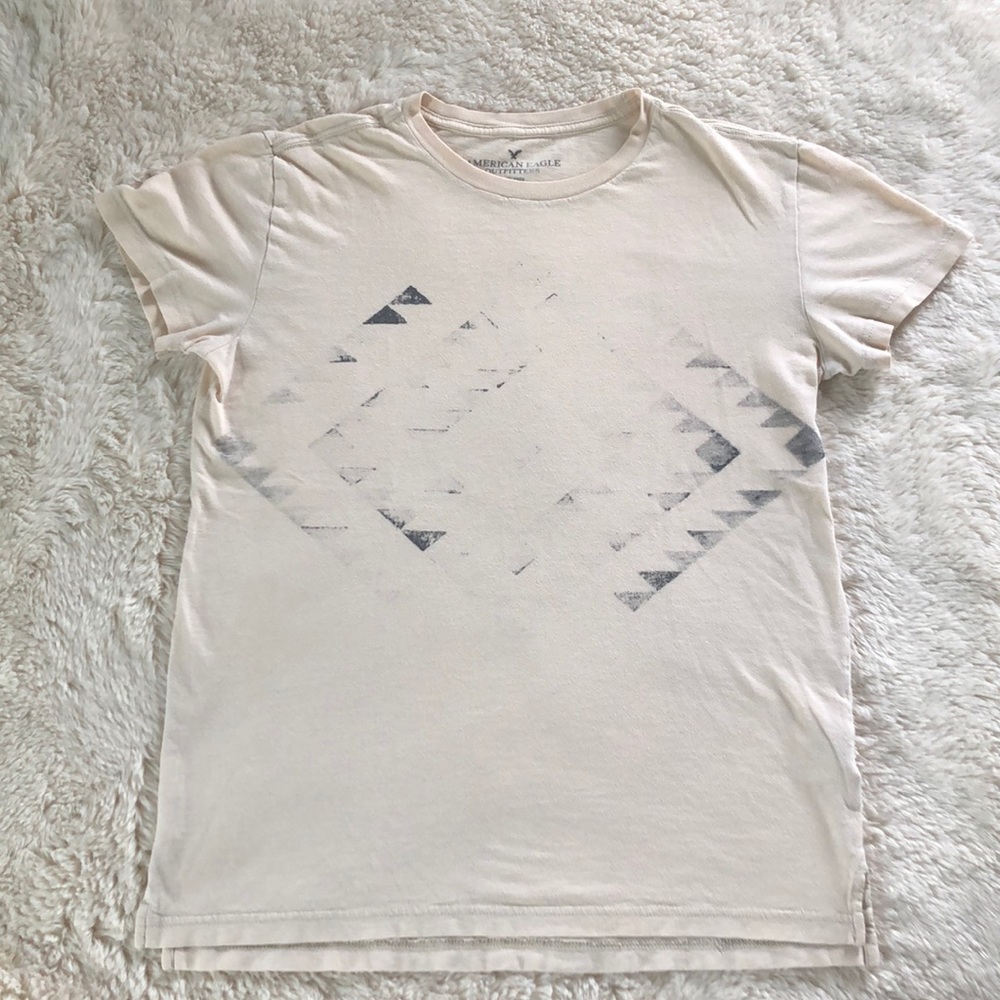 American Eagle Outfitters T-Shirt